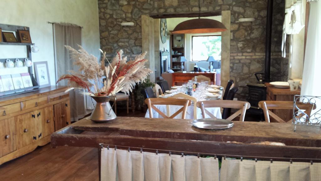 Agriturismo Sugheretello Semproniano Exterior photo
