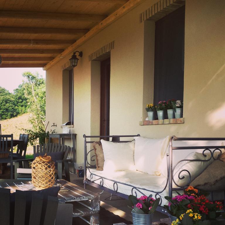 Agriturismo Sugheretello Semproniano Exterior photo
